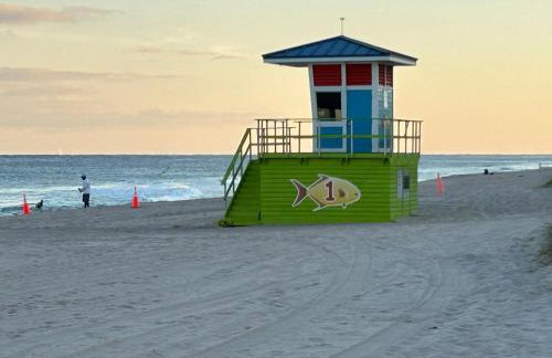 Bahama Beach Club Pompano - Fort Lauderdale - Charming and Cozy Studios & Apartments close to Beach with heated Pool - Photo 21