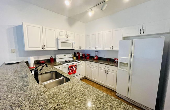 Huge Screened Patio That Overlooks Lake Buck, Near Famous Attractions!! - Foto 5