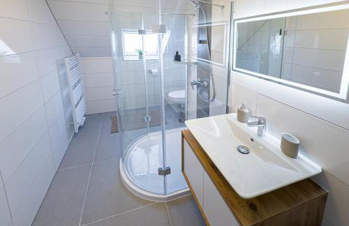 ImmoStay M#Apartments Waterfront - WiFi & Parking - Foto 22