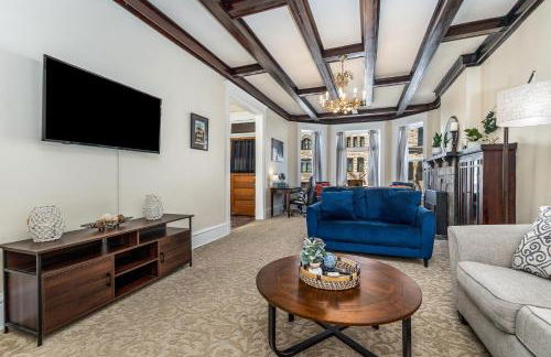 Masterpiece on Main 1 - Foto 1