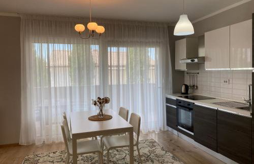 M Plus Residence - Photo 4