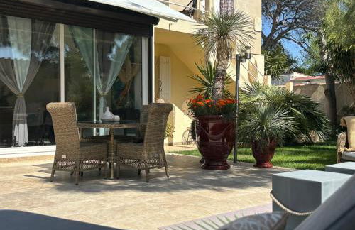 Logement cosy avec piscine ,parking et jardin - Photo 14