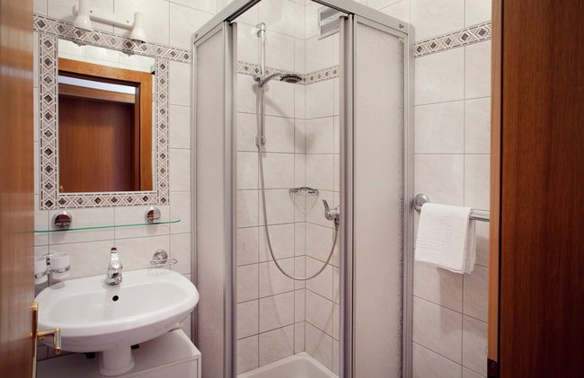 Cozy Apartment near Ski Area in Sautens - Photo 15