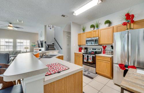 8 Mi to Disney Villa with Screened Pool and Lanai - Foto 9