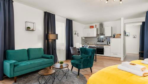 Guermache Apartments- City Design Apartments, Zentrum, Outlet, Balkon, Küche - Foto 1