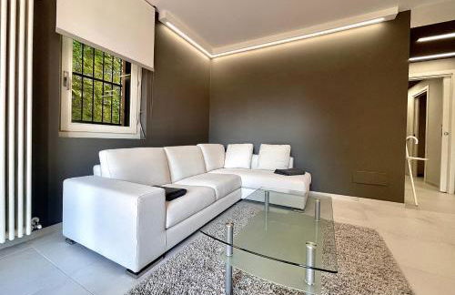 Elegant & Comfortable Modern Home with swimming pool - Foto 11