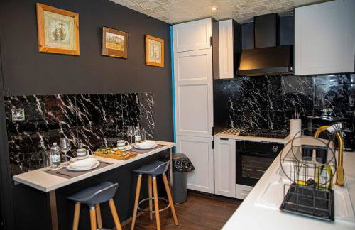 2BR Home in Manchester near Etihad Stadium with Parking - Foto 19