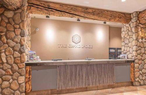 MT CB Mountain Side with King Bed, Hot Tub, Pool & Kitchen! - Foto 14