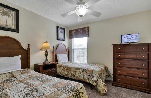 Mickeys Sunspot - 6 bed Emerald Island Resort pool home - Foto 44