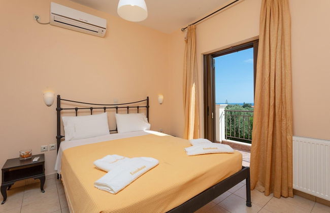 Villa Marina Large Private Pool Walk to Beach Sea Views A C Wifi Car Not Required - 2300 - Foto 10