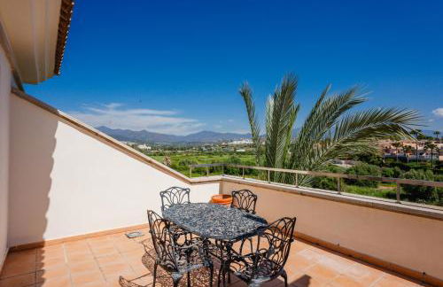 Luxury Beachfront Penthouse Marbella - heated pool & seaviews - Photo 15