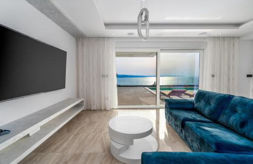 Villa BAMM with heated 36sqm pool, 5 en-suite bedrooms and panoramic sea views - Foto 19