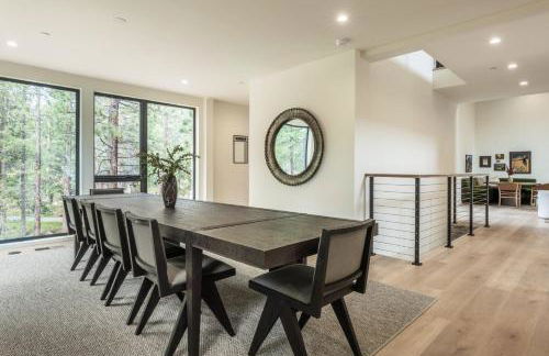 New Luxury Free Standing 4BR 4 and a halfBA Home Obsidian Reserve #146 Priv Hot Tub, 2-Car Garage Great Views - Foto 13