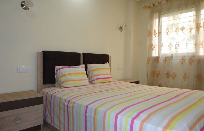 Apartment With Terrace - Photo 14