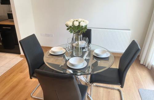 Blue Sky Apartments@Guildford Town Centre - Foto 6