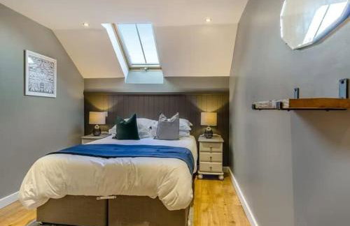 Cosy Home from Home, Private Hot tub, Sunset Views - Foto 9