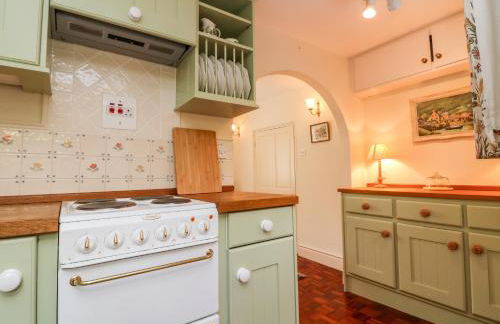 Vine Cottage - Photo 7