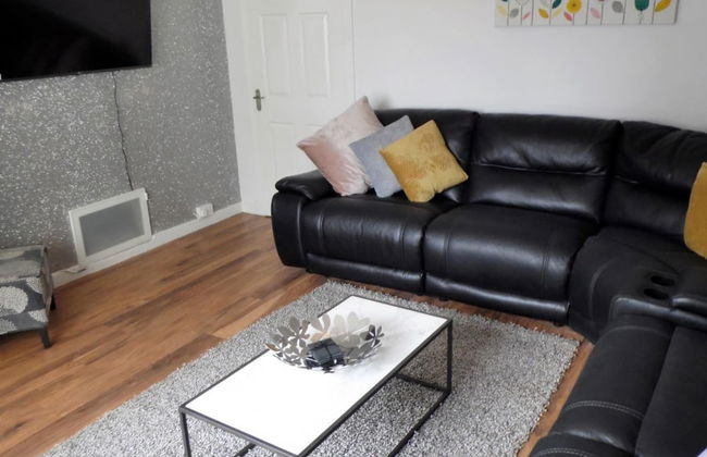 Stanefield House Motherwell - Photo 41