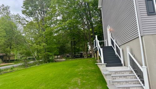 Escape to Luxury in the Poconos Your Year-Round Family Retreat - Foto 3