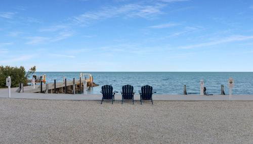 Oceanfront Islamorada Townhome with Dock and Pool - Foto 3