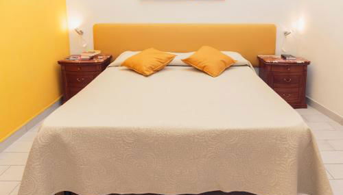 Palazzo Carafa della Spina - Foto 2