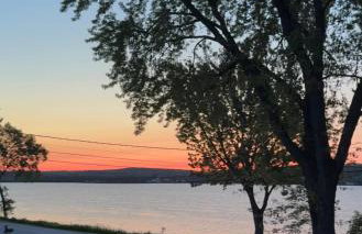 Lakefront Farmhouse for Family Gatherings - Foto 30