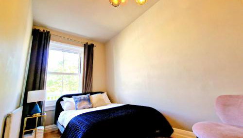 Gorgeous Hyde Park Home with Lift-Elevator Access & Nice View - Foto 4
