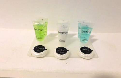 Newly refurbished 2 bedroom apartment close to station and local amenities - Foto 14