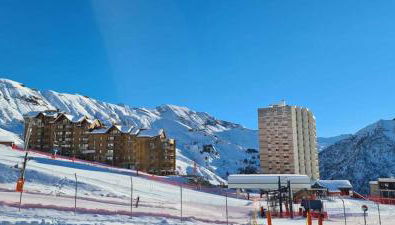 Appart chaleureux au pied des pistes avec piscine - Foto 3