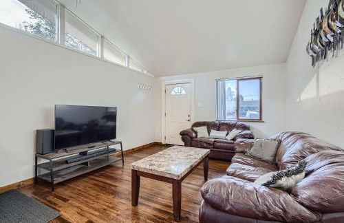Vaulted Ceilings, Natural Light Apt near Olde Town - Foto 16