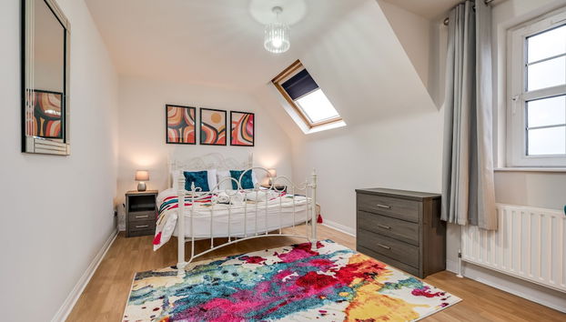 Central Belfast Apartments: Ashley Mews - Photo 4, Room