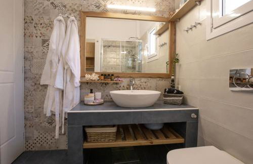 Ruby's summer house with spacious garden and free parking - Foto 21