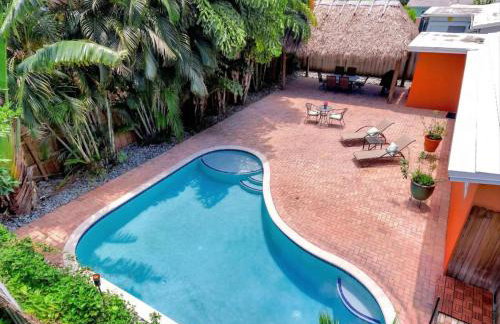 Hidden Gem Vacation Villa w Private Pool & TikiHut - Foto 3