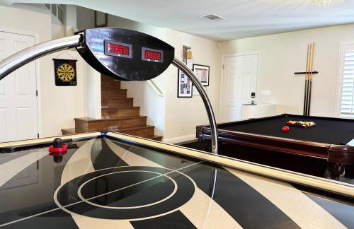 Buddha Gem, Central 6 Bed Room Luxury Home with Pool Hot Tub Game Room and much more - Foto 5