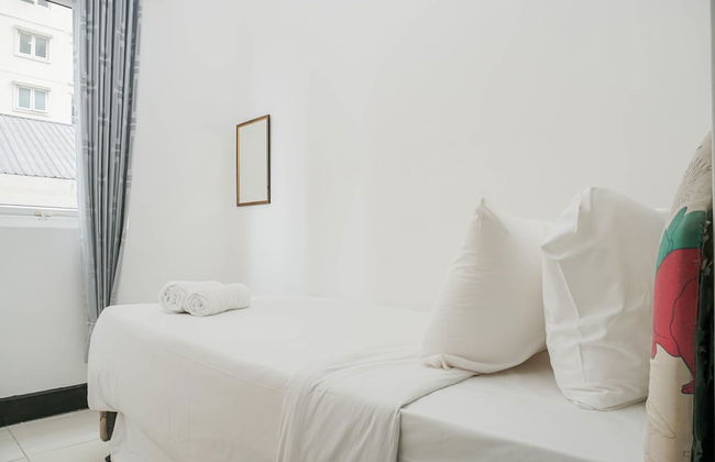 Fully Furnished with Comfortable 2BR Grand Palace Kemayoran Apartment - Photo 3