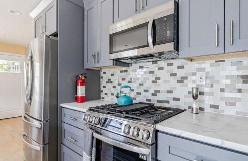 Charming 3BR Condo Near Ventnor Beach - Foto 17