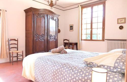 typical mas provençal with swimming pool in a small hamlet near mouriès in the alpilles in provence- 8 persons - Foto 28