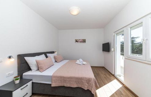 Amazing Home In Prgomet With Wifi - Foto 37