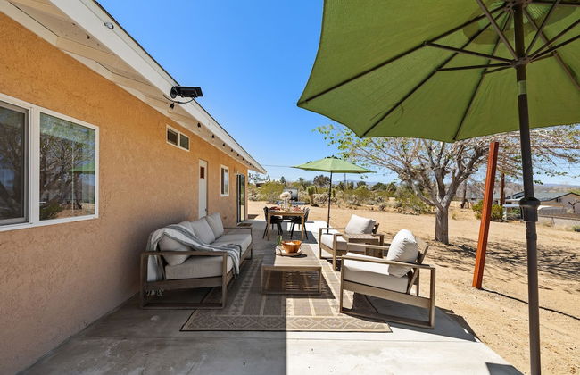 Dune Rise by Avantstay Chic Oasis w Patio - Photo 33