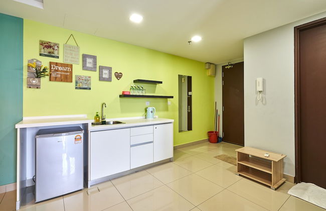 OYO Home 44002 Classic 2br Setia Alam Trefoil. - Photo 28