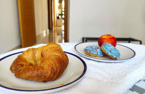 Manuela Nogales Apartments! - Photo 22