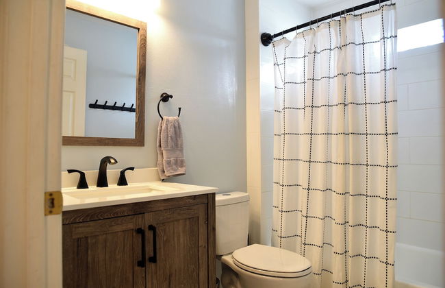 Artisan Poolside Paradise near Disney - Photo 34