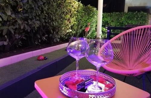 Romantisme et glamour 2 avec spa , clim et jardin - Foto 11