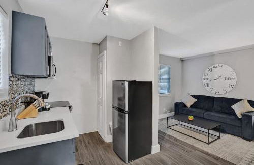 Rustic Retreats Cozy 1BR For 4 Guests In The Heart Of Fort Lauderdale - Foto 5