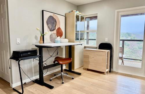 @ Marbella Lane - Chic Abode w/Mountain Skyline - Foto 26