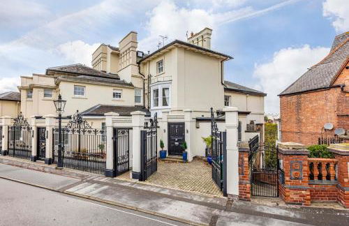 Luxury three-bedroom apartment in Nottingham City Centre - Photo 5