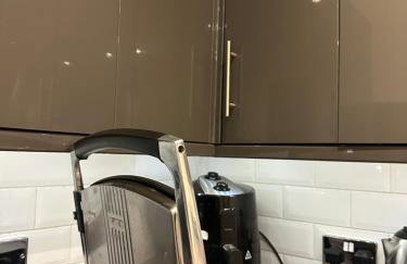 Modern 3 BR Bham HS2 Netflix Free Parking WIFI - Foto 20