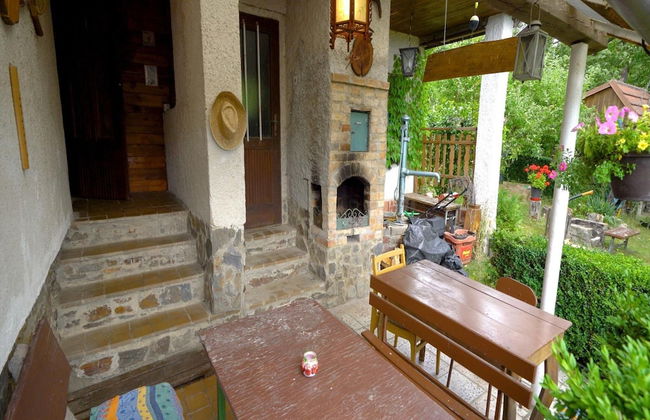 Lovely Apartment in Svinarov Czech Republic near Forest - Photo 33