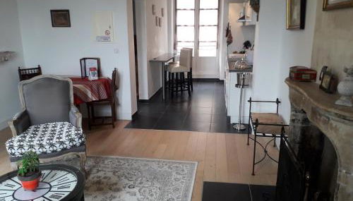 Petite Maison Romantique au calme, Cœur Historique, vue Ville et Jardin - Foto 5