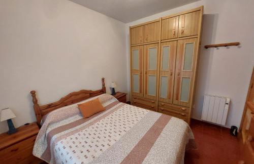 Disfrutar y relajarse en el Robledal - Foto 39